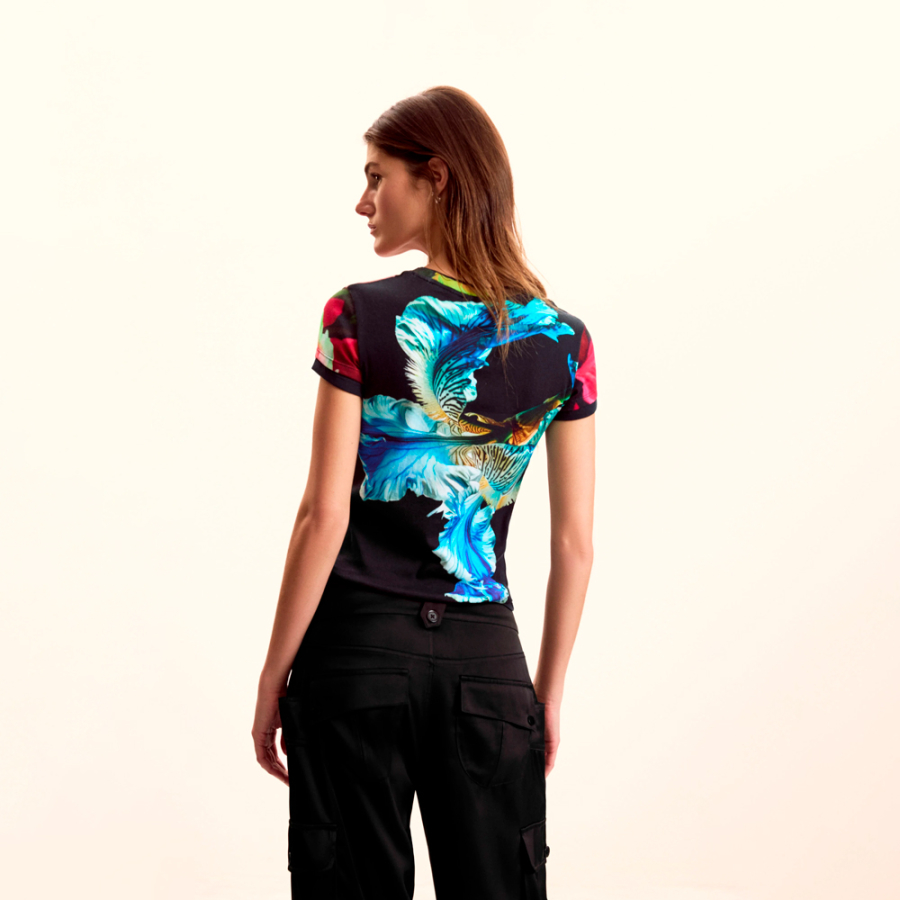 t-shirt-concu-par-m-christian-lacroix