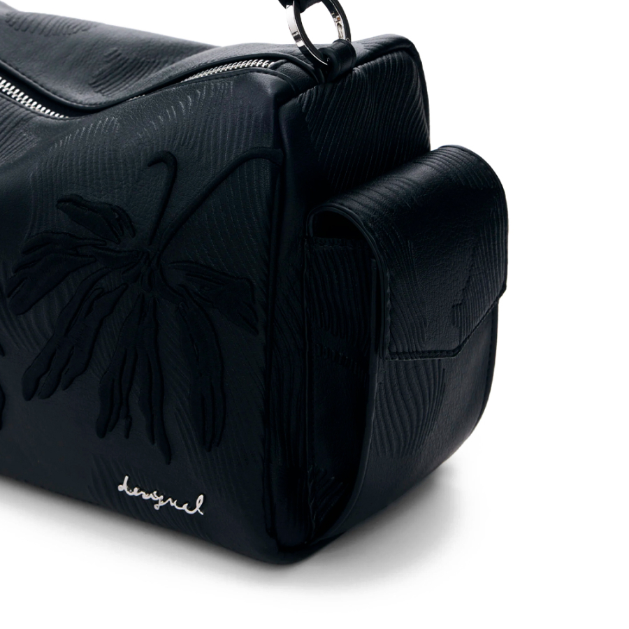 medium-bag-with-embroidered-charms medium-bag-with-embroidered-charms