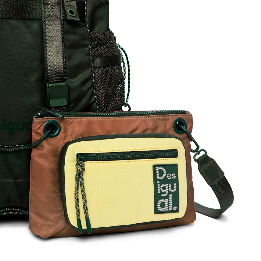 sac-a-dos-de-voyageur-bicolore-cire