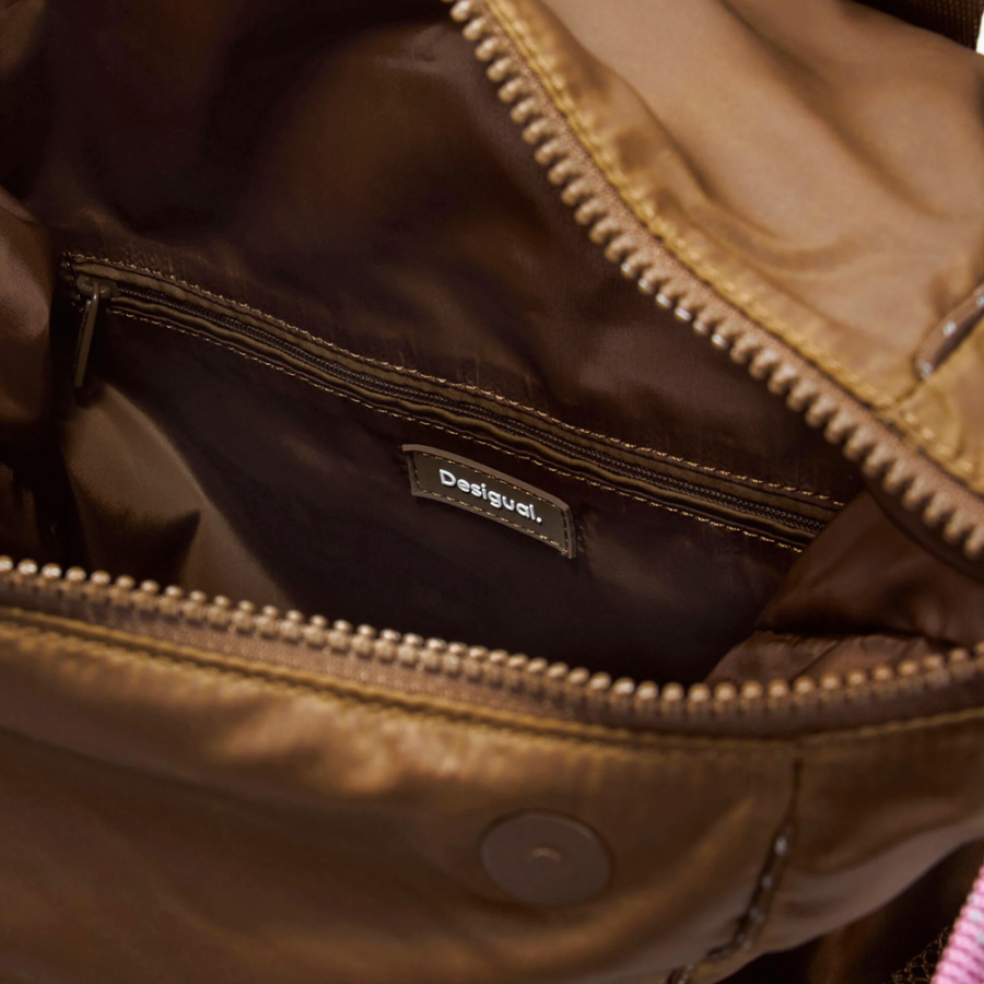 grosser-vielseitig-verstellbarer-voyager-rucksack