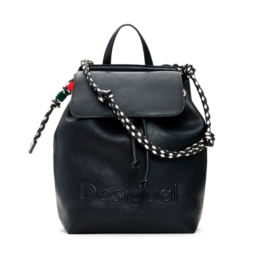 mittelgrosser-geflochtener-rucksack