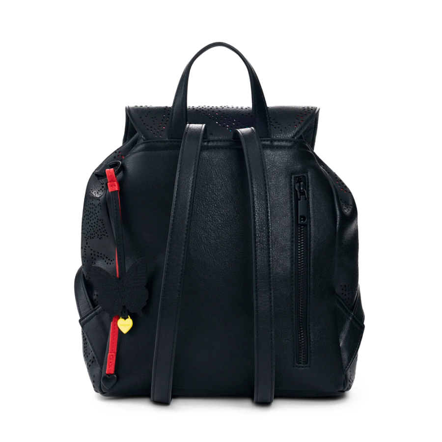 kleiner-gestanzter-rucksack