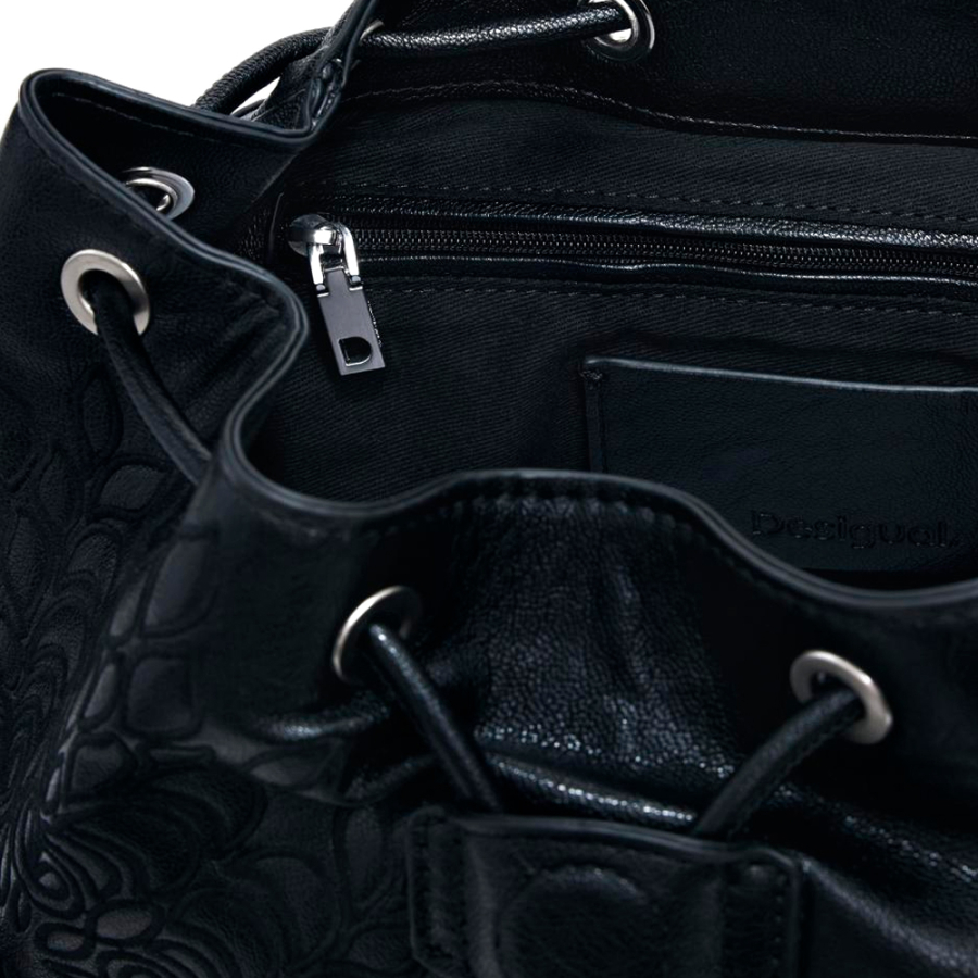 mochila-pequena-bordados