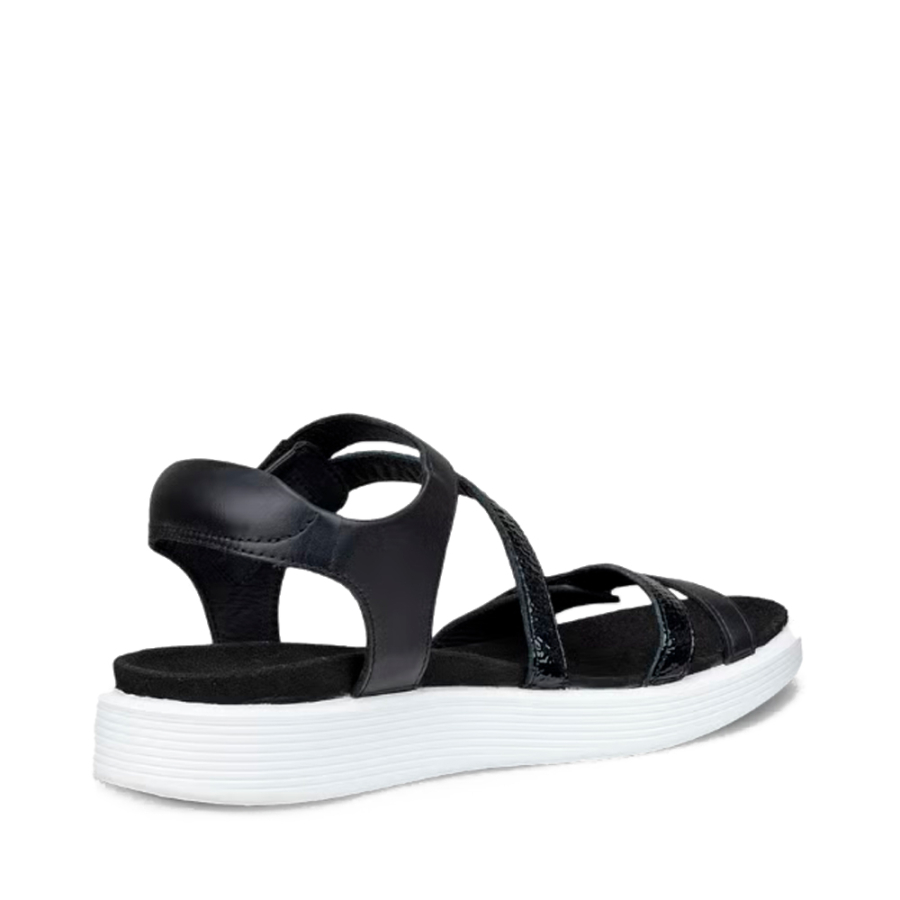 soft-3-strap-sandals soft-3-strap-sandals