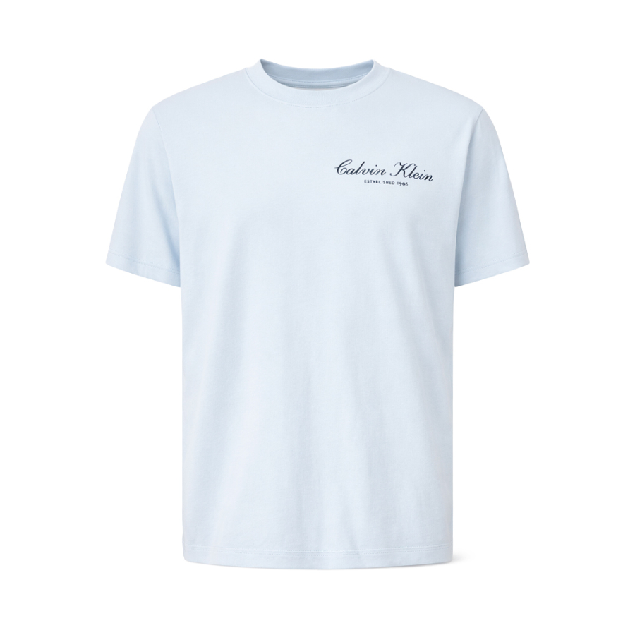 t-shirt-mit-gesticktem-logo