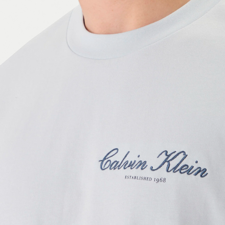 maglietta-con-logo-ricamato