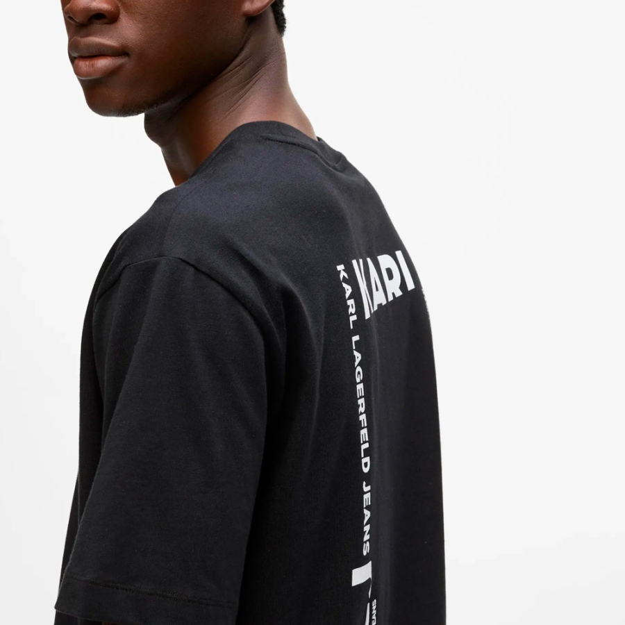 t-shirt-con-effetto-cornice-con-logo-vestibilita-regolare