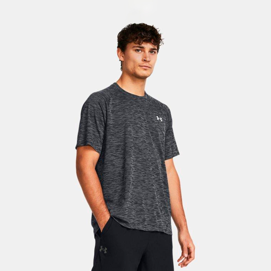 t-shirt-testurizzata-ua-tech