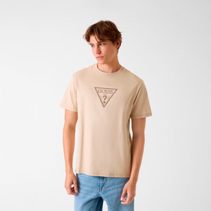 t-shirt-with-triangle-logo t-shirt-with-triangle-logo