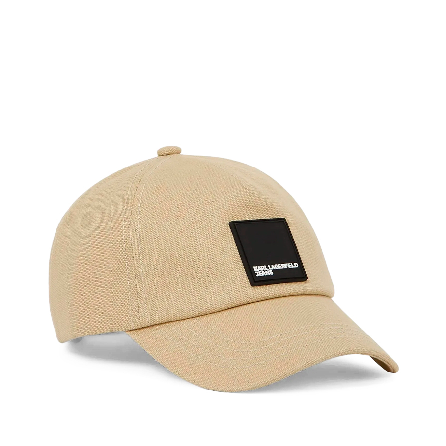 casquette-avec-ecusson-logo