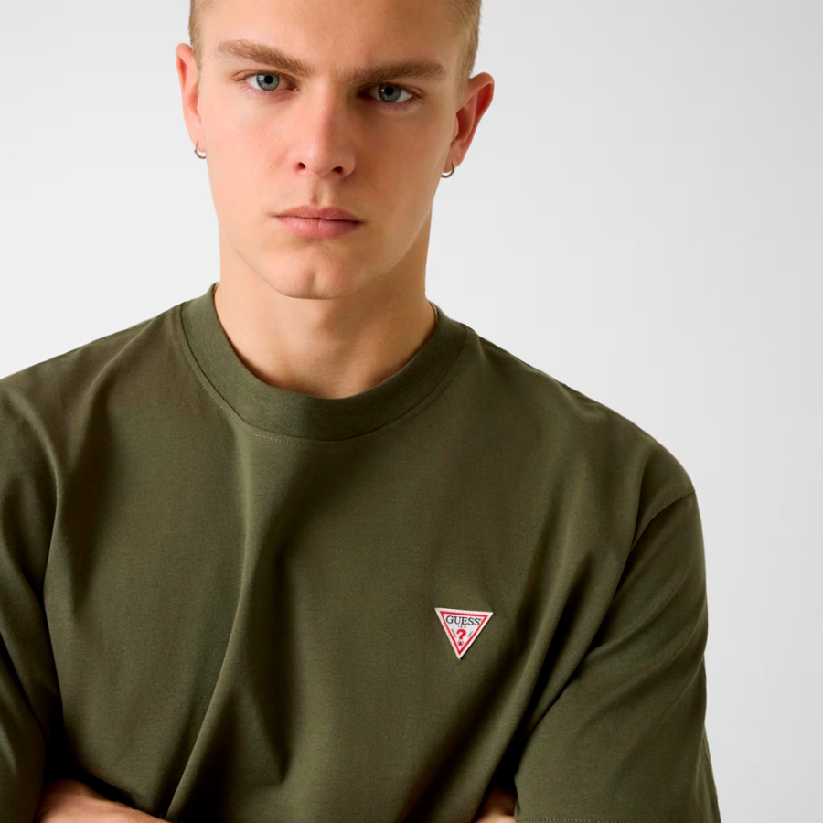 t-shirt-oversize-a-mini-patch t-shirt-oversize-a-mini-patch