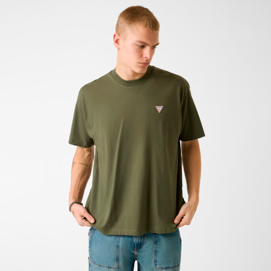 oversized-mini-patch-t-shirt