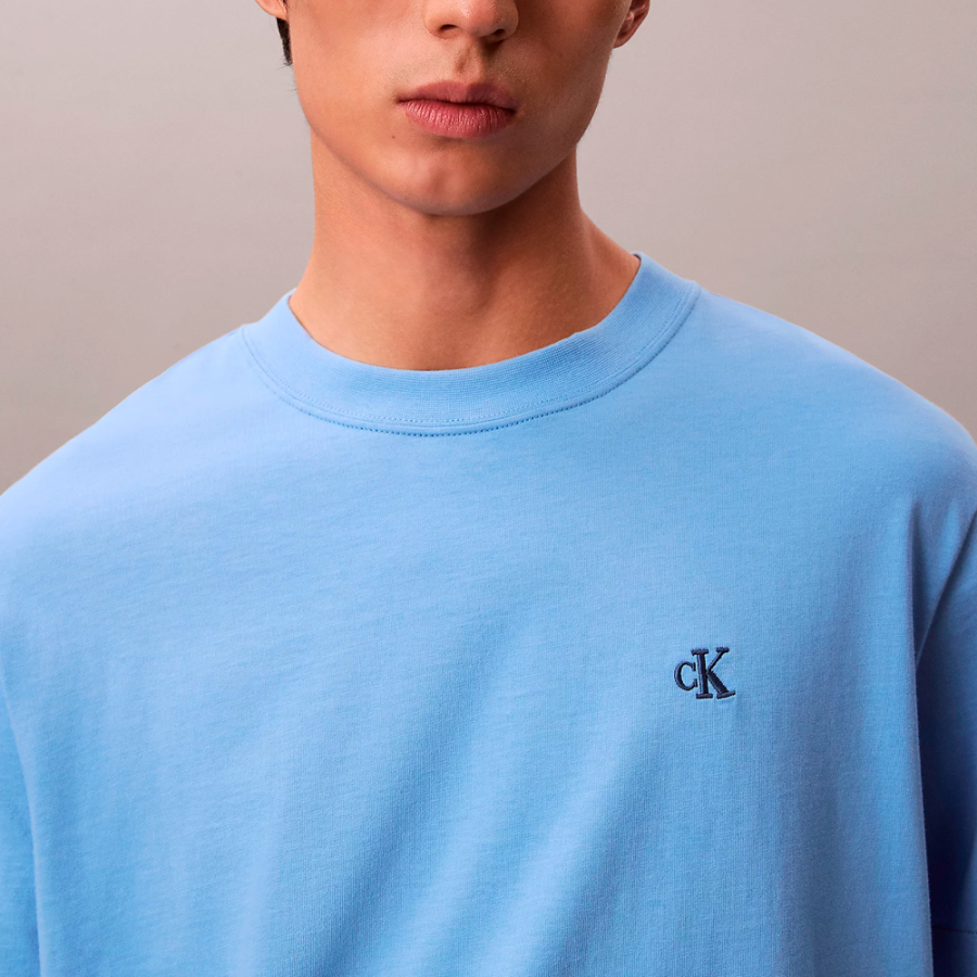 monogram-t-shirt monogram-t-shirt