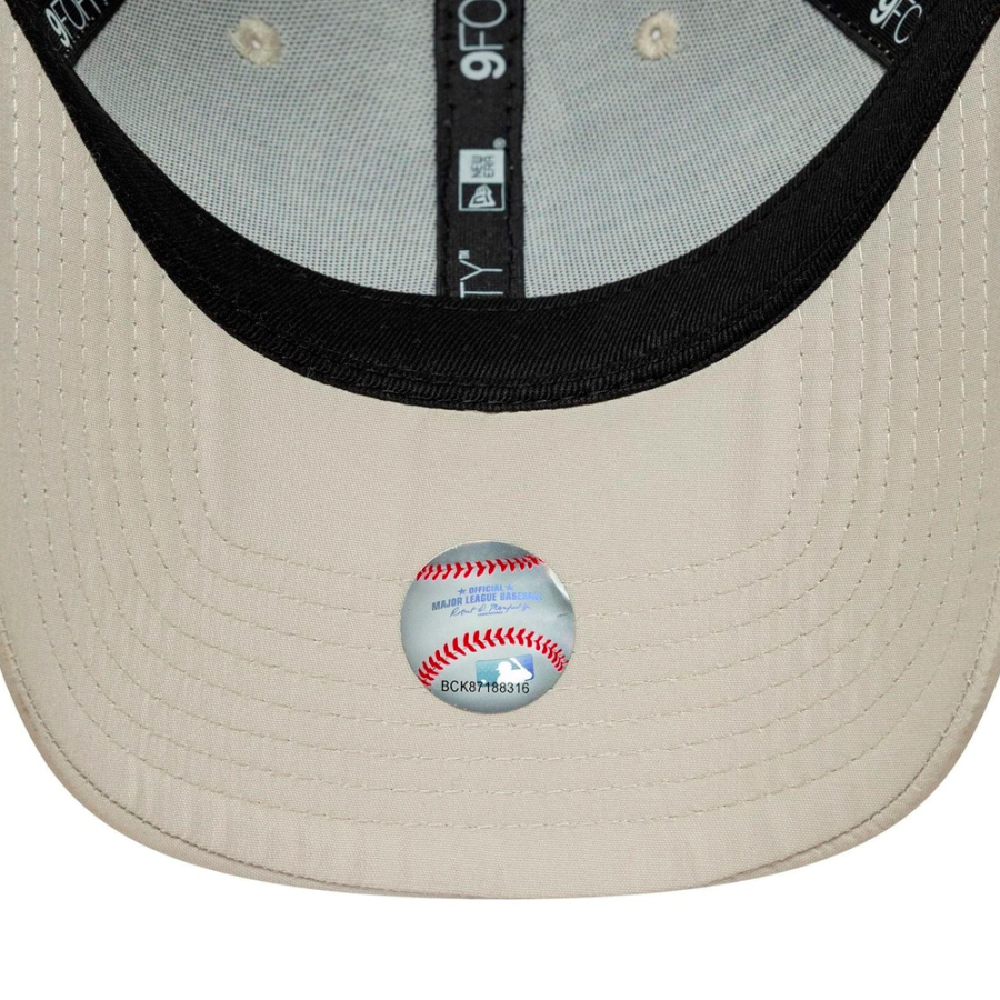 casquette-9forty-des-yankees-de-new-york-mlb-impeccable
