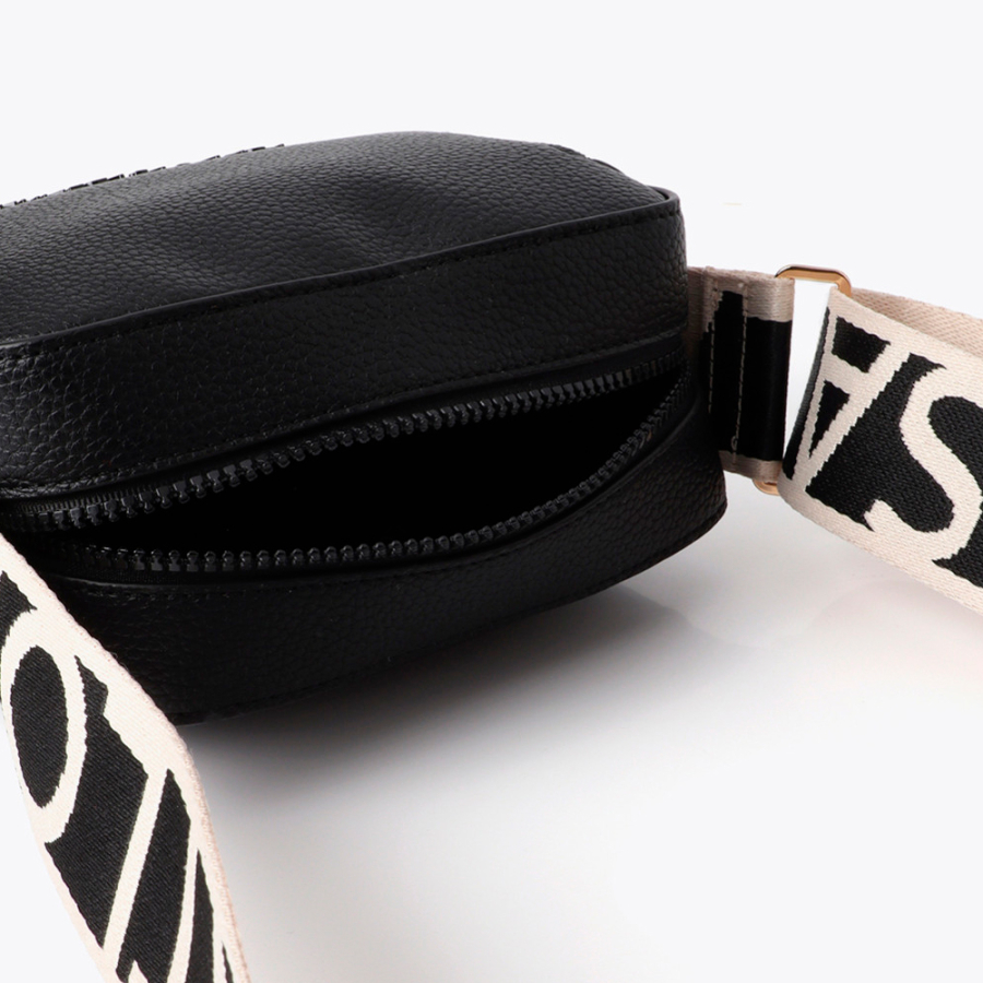 bolsa-de-ombro-em-nylon-contrastante