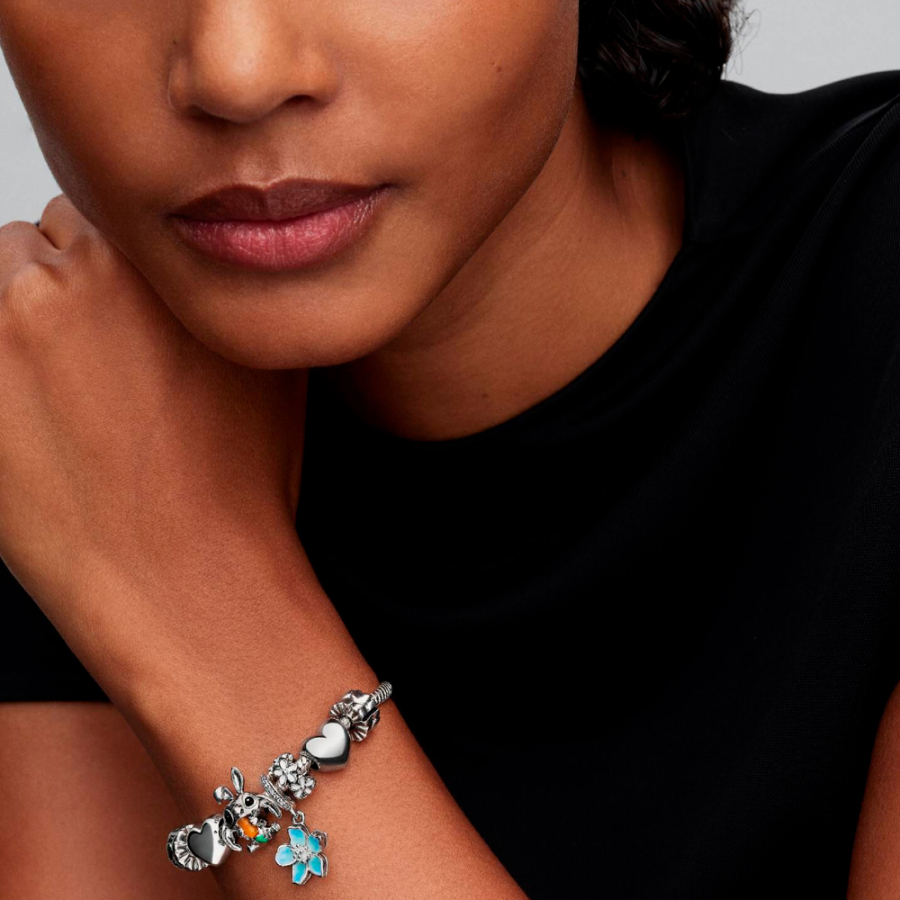 breloque-stitch-lapin-de-paques-disney-794498c01