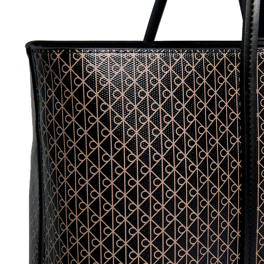 bolsa-tote-forrada-com-o-iconico-logotipo-e-bolso