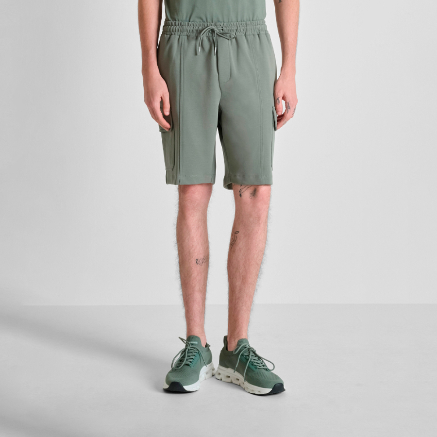 regular-fit-cotton-blend-shorts-with-pockets