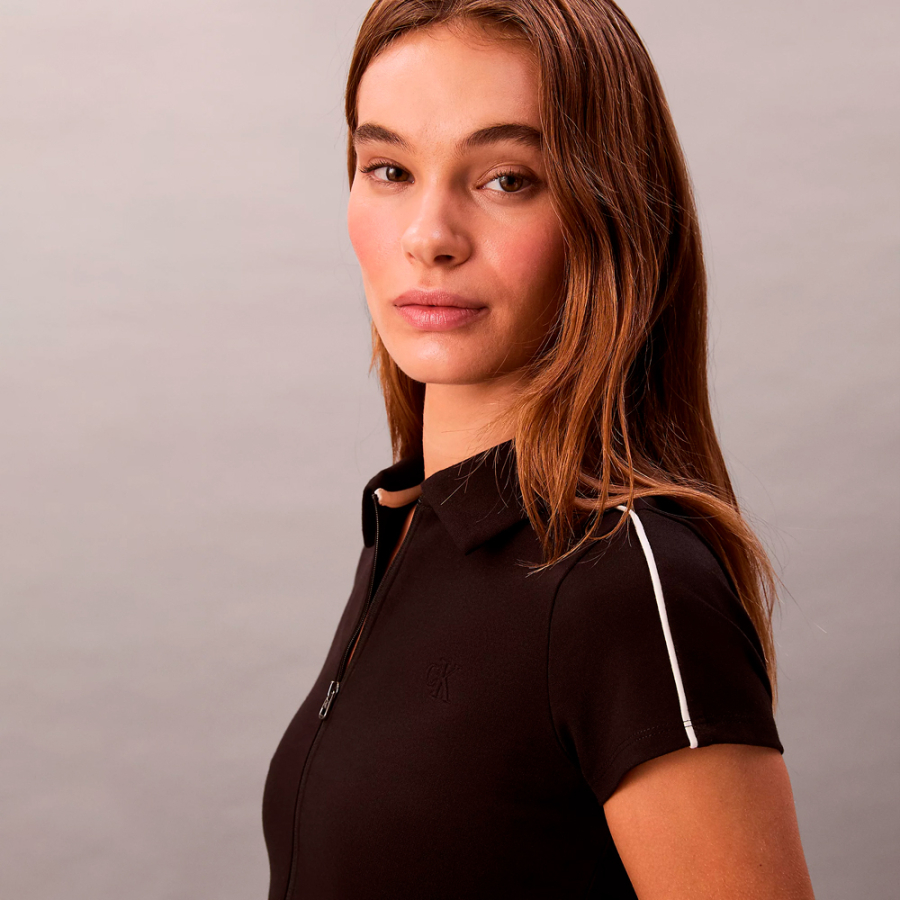 kurzes-technisches-strick-poloshirt