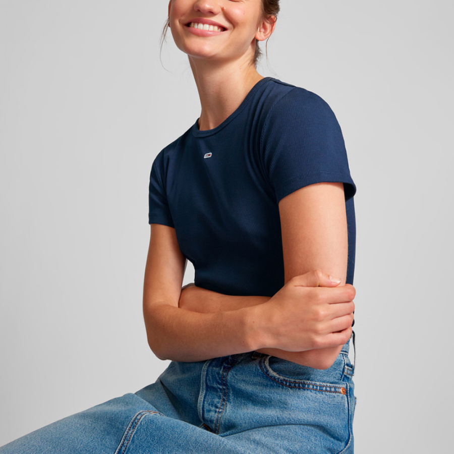 t-shirt-girocollo-a-costine-slim