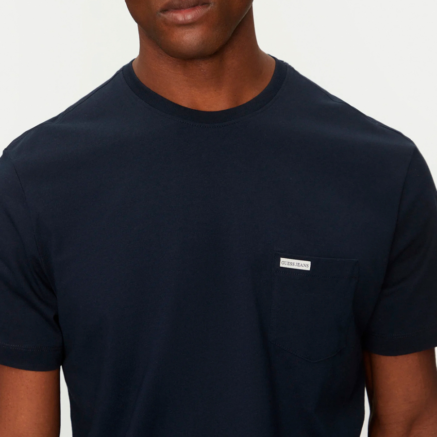 camiseta-regular-con-logo