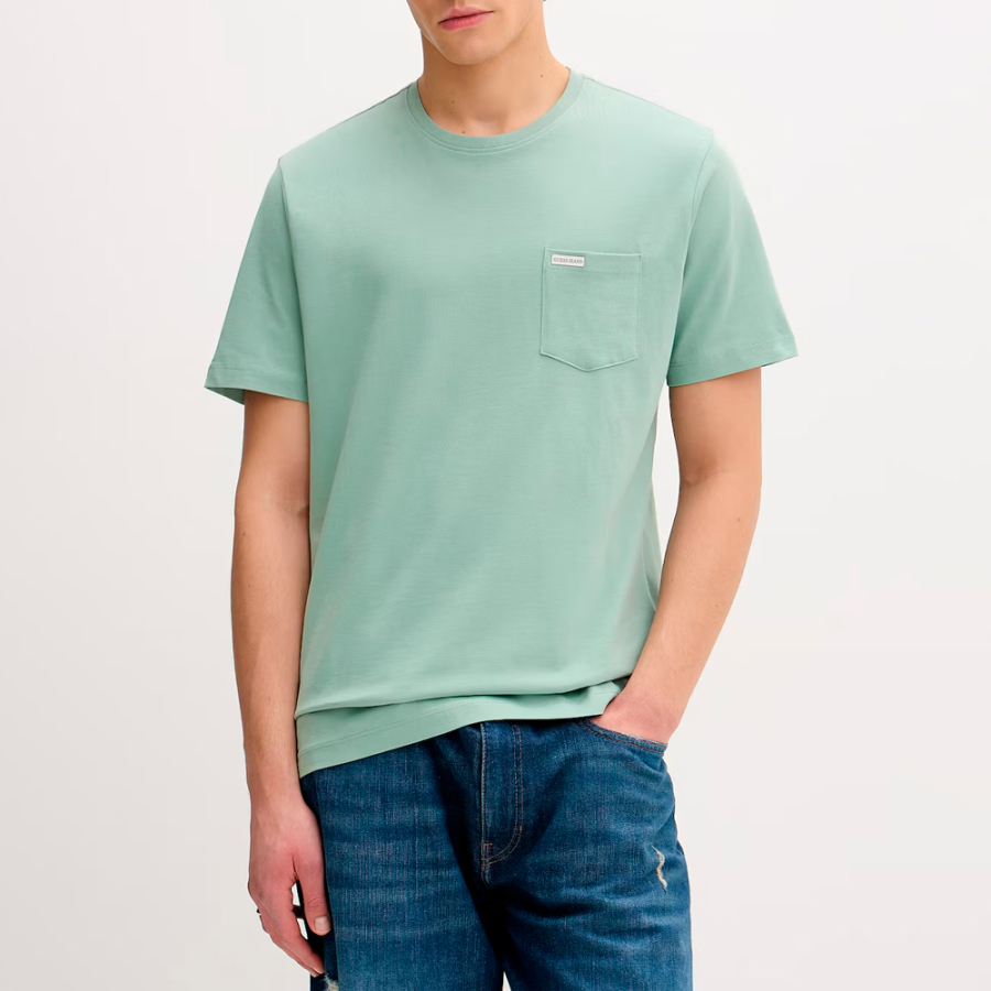 regular-t-shirt-with-logo