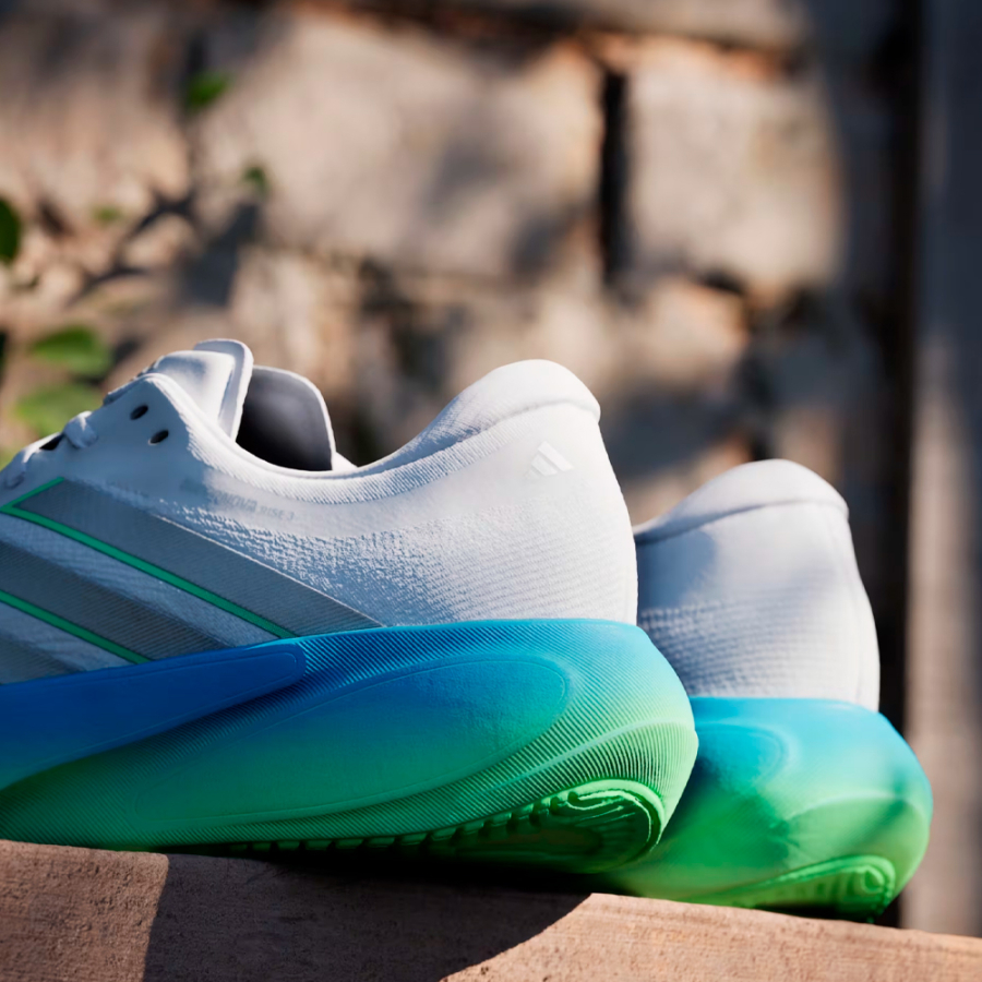 zapatilla-de-running-supernova-rise-3