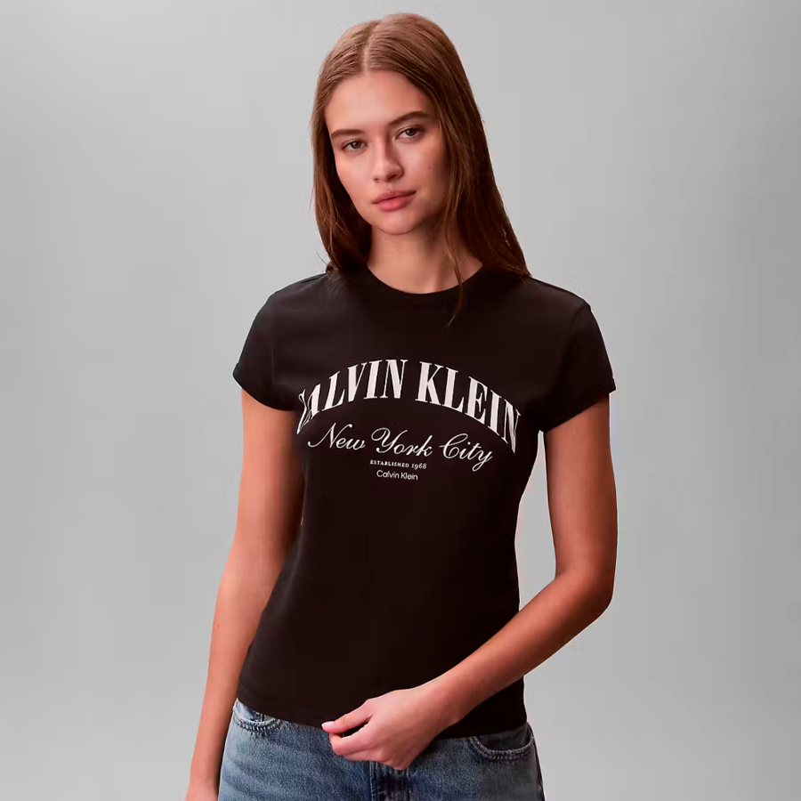 t-shirt-slim-fit-con-logo-dell-universita