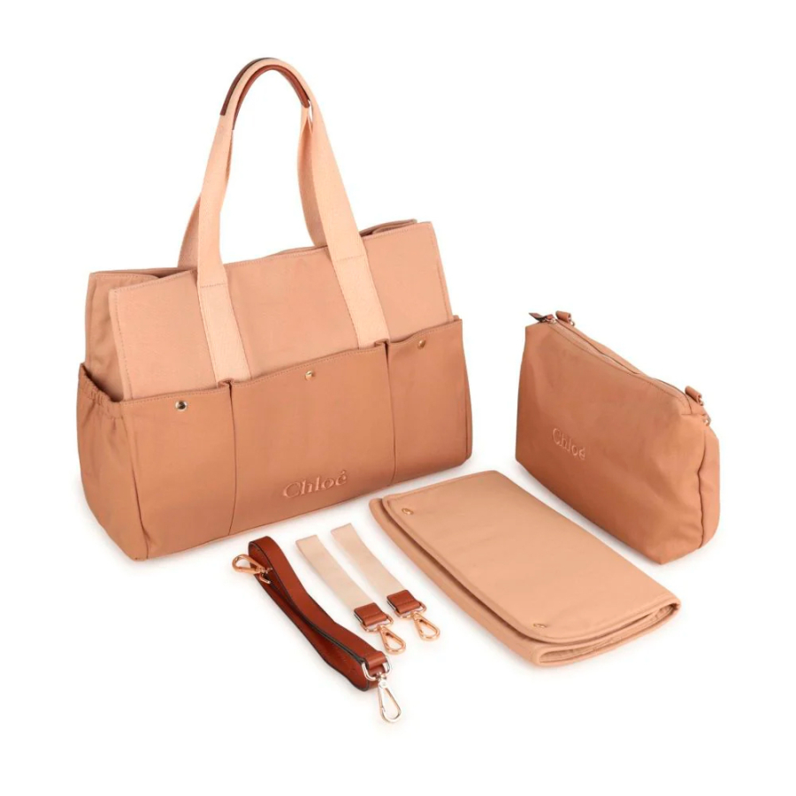 borsa-fasciatoio-con-dettaglio-logo