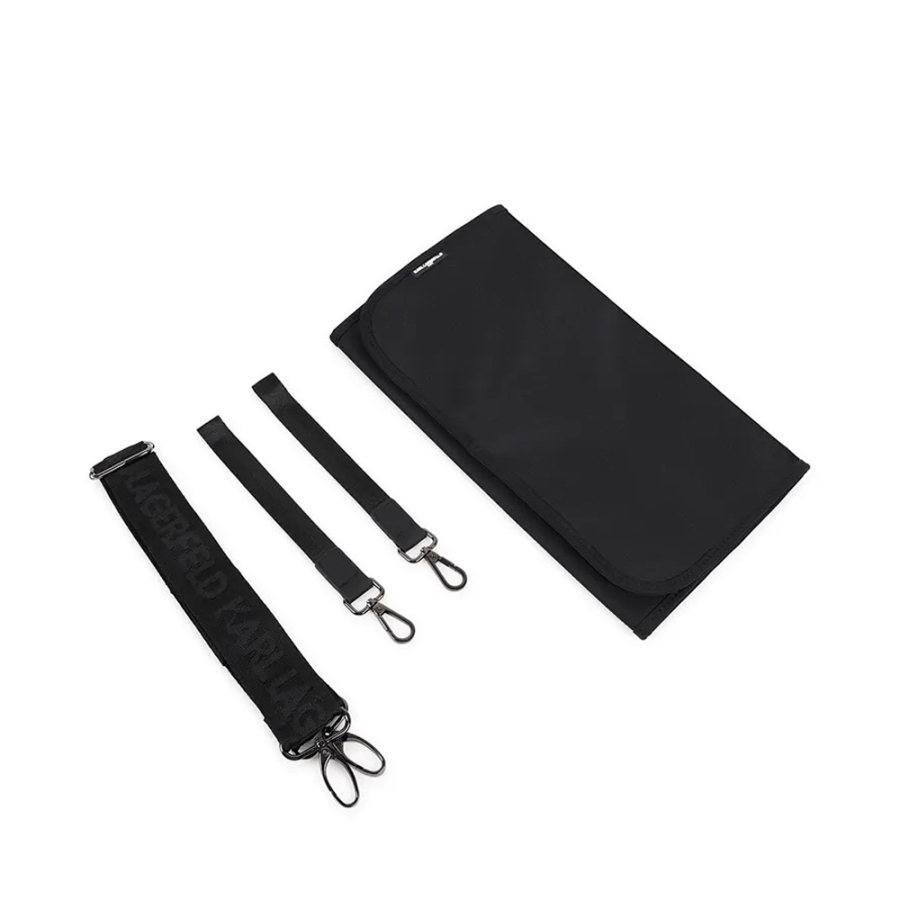 baby-changing-bag-with-brand-print