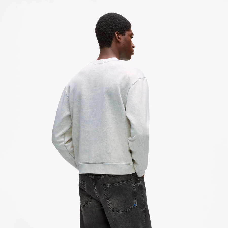 sweatshirt-mit-wascheffekt