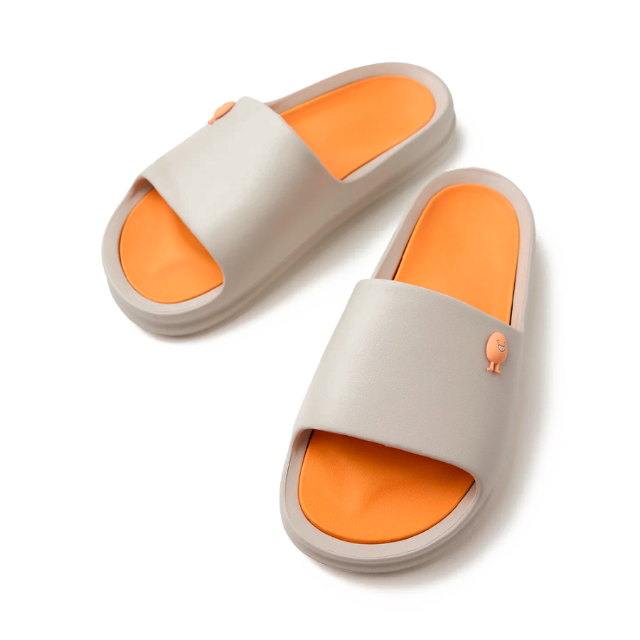 gill-shovel-flip-flops