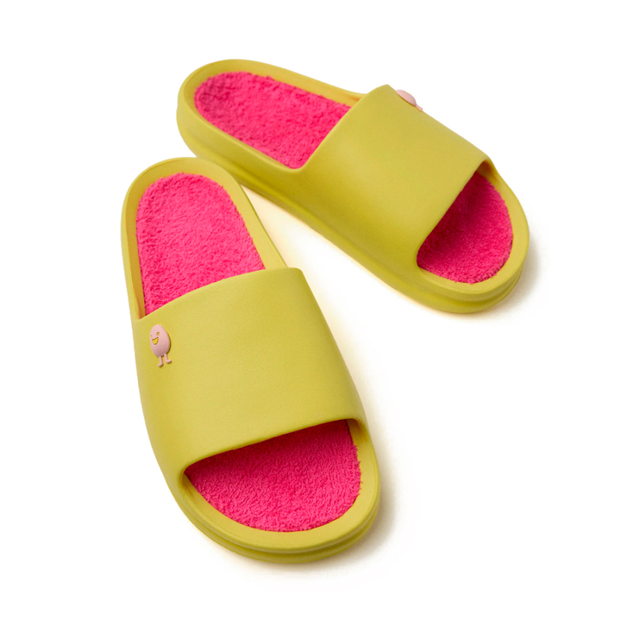 gill-shovel-flip-flops