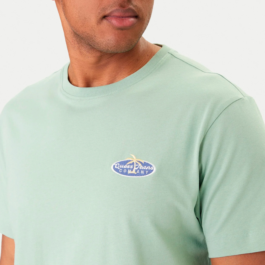 camiseta-con-logo-bordado camiseta-con-logo-bordado