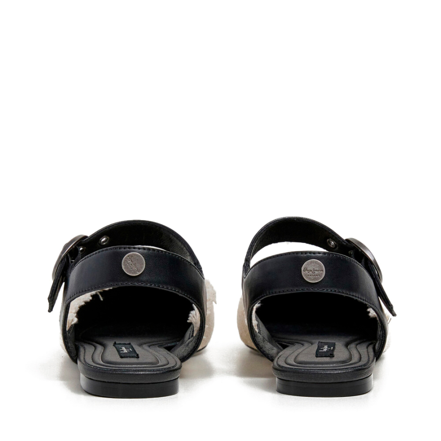 ballet-flats-with-buckle-closure