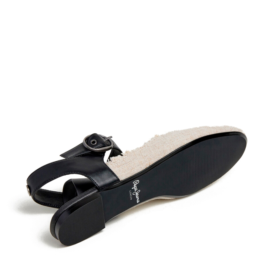 ballet-flats-with-buckle-closure