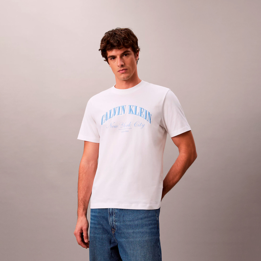 camiseta-con-logo-nyc-bordado