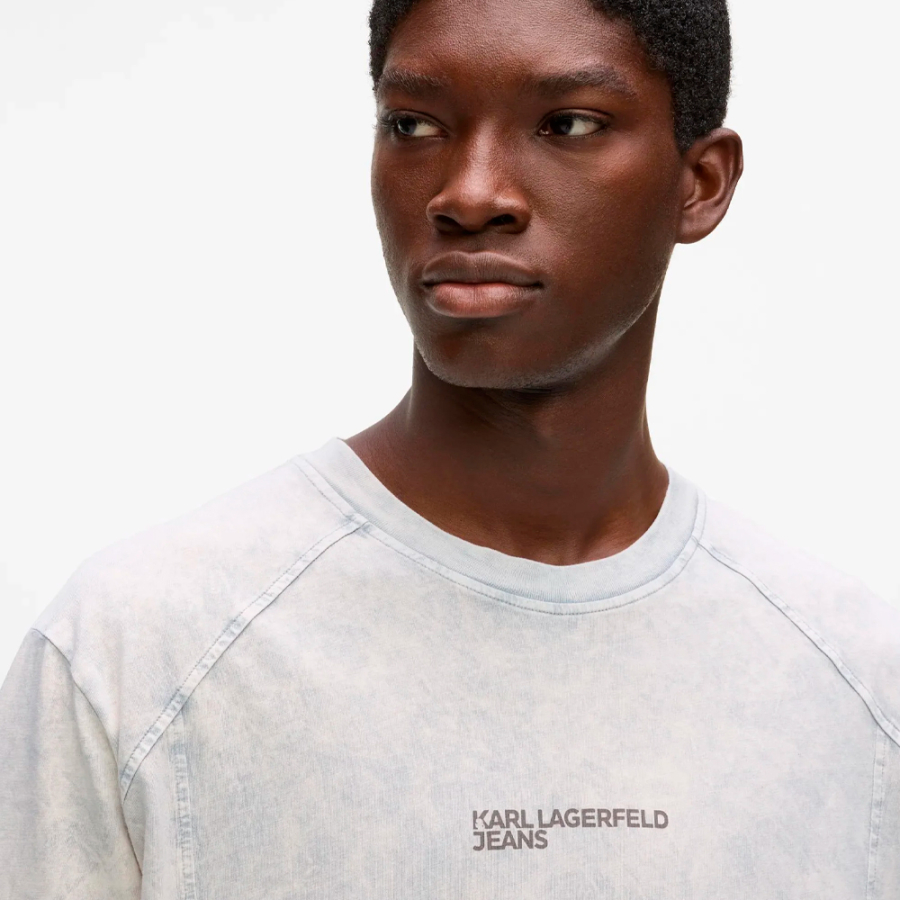 camiseta-holgada-con-efecto-lavado