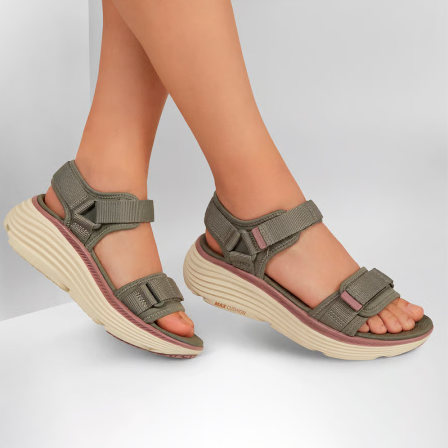 max-cushioning-endeavor-sandal