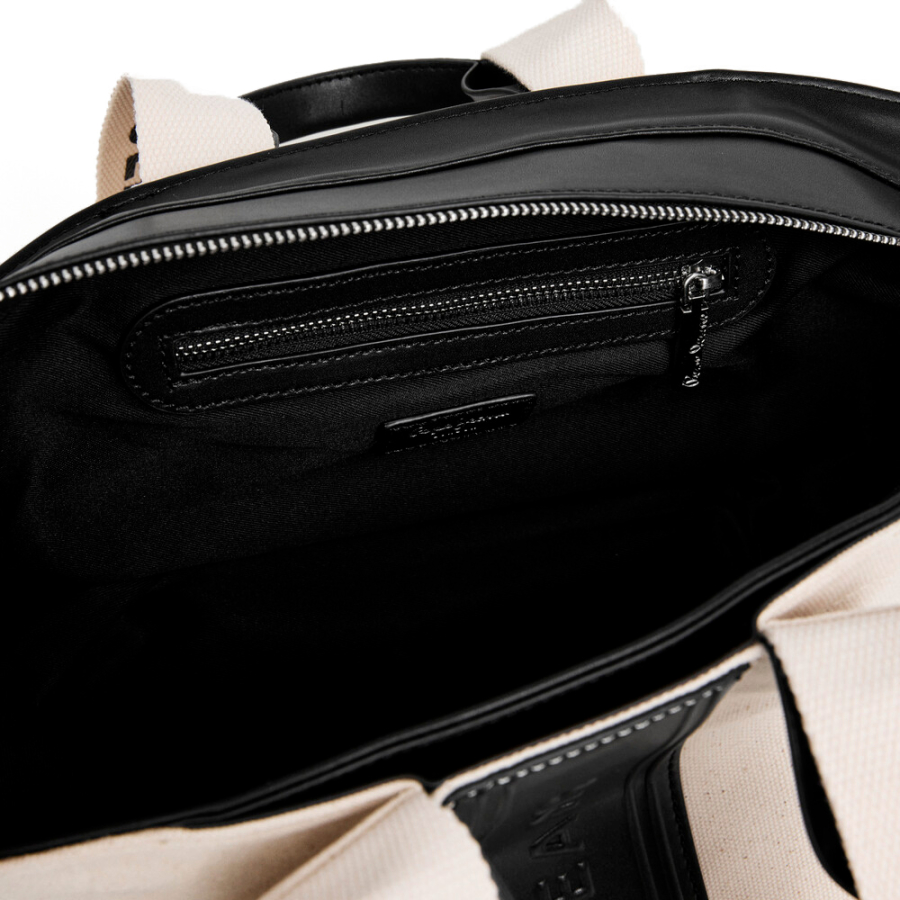 shopper-bag-with-embossed-logo