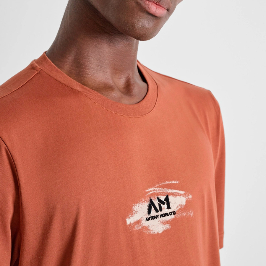 t-shirt-coupe-decontractee t-shirt-coupe-decontractee