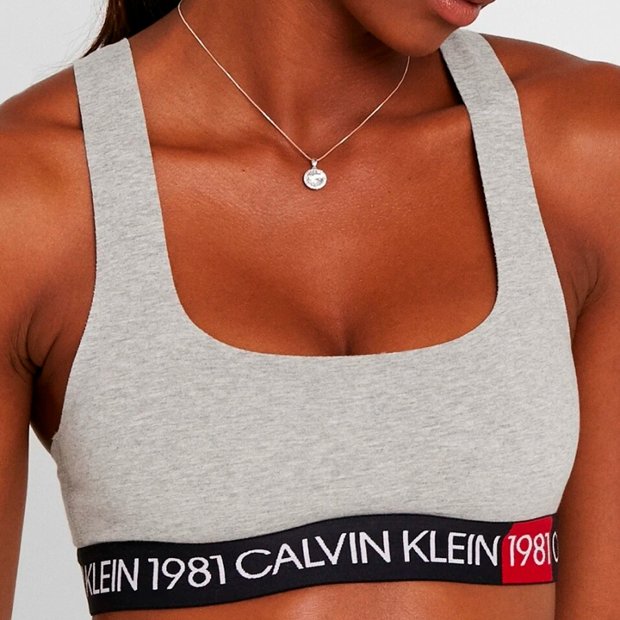 top-deportivo-de-espalda-cruzada