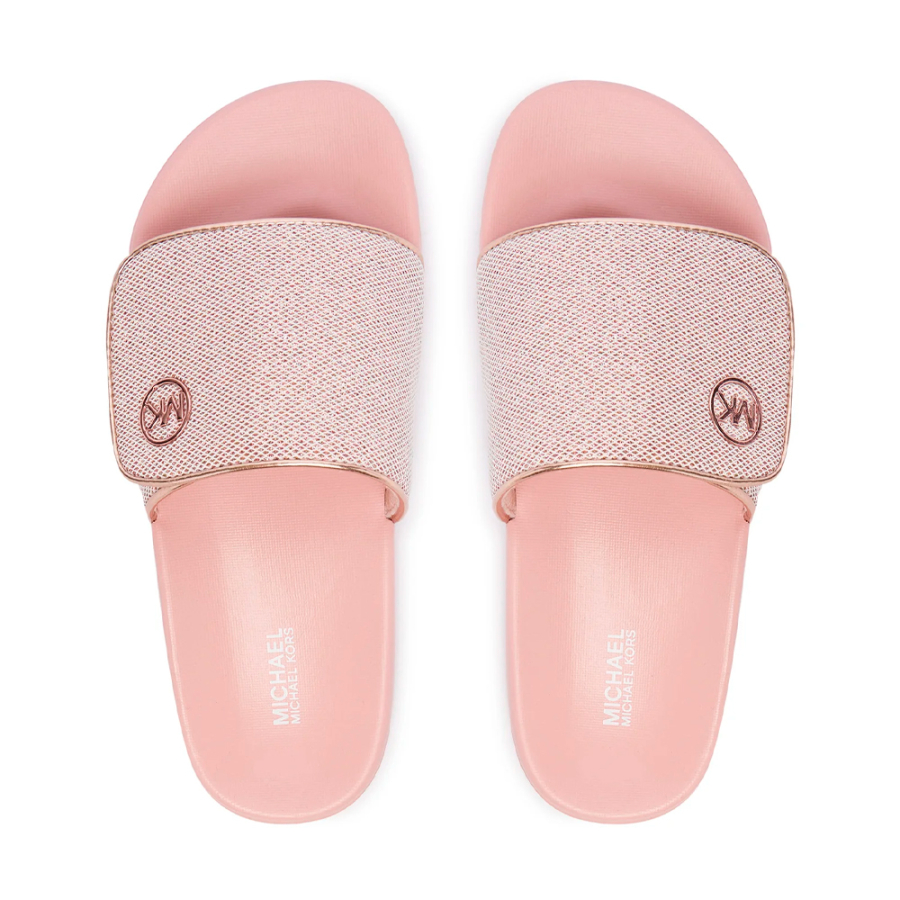 jett-darby-flip-flops