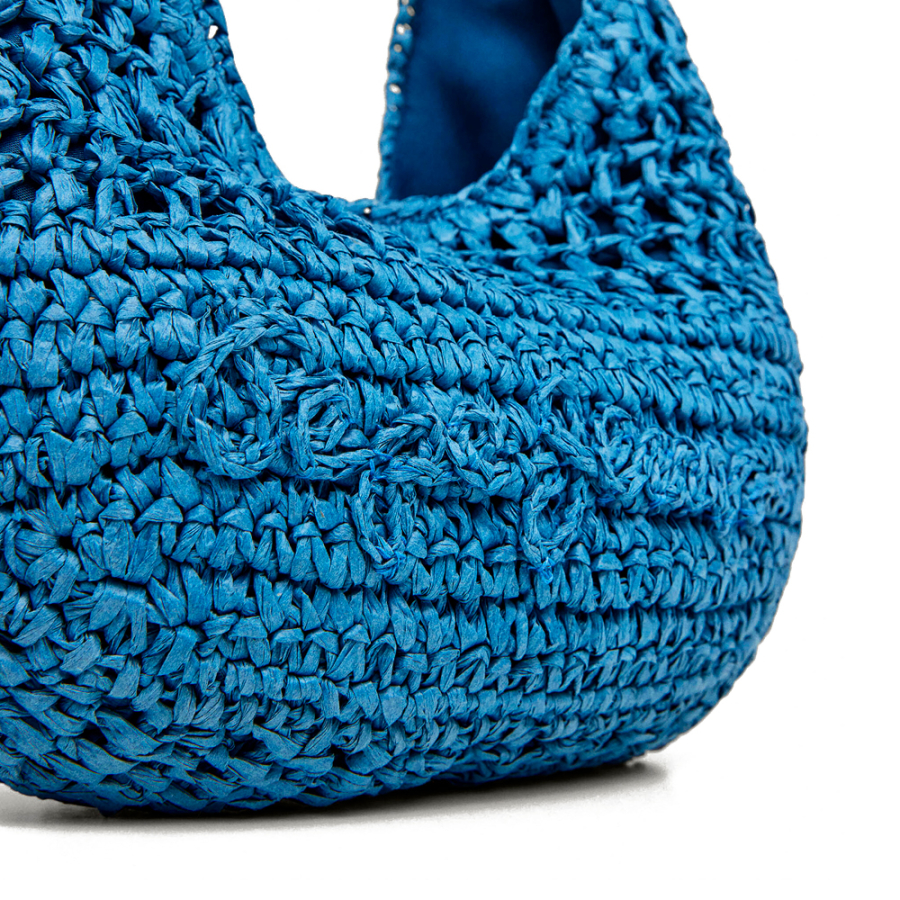 sac-demi-lune-en-raphia