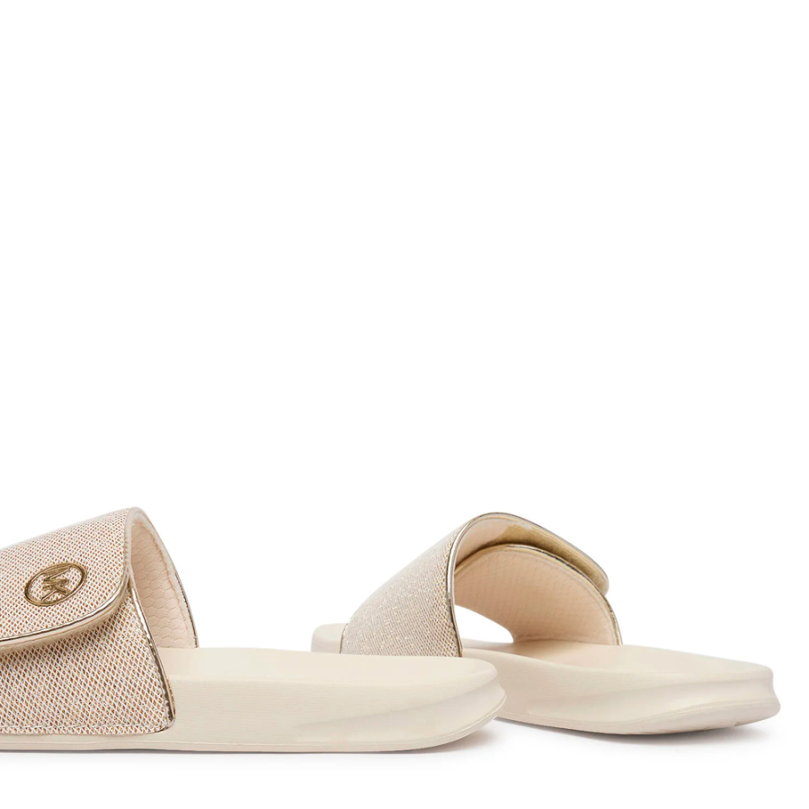 darby-pale-sandal