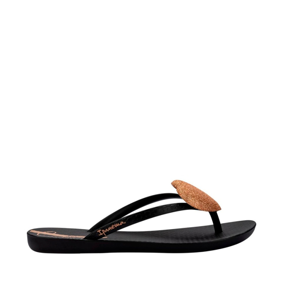 cristina-pedroche-tongs-pour-femmes cristina-pedroche-tongs-pour-femmes