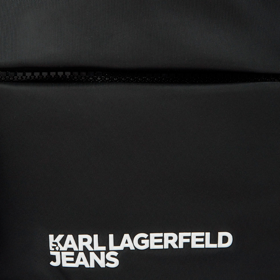 nylon-schultertasche-mit-logo