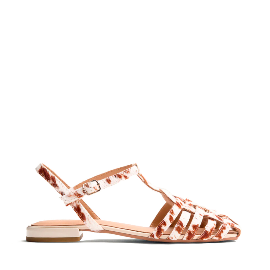 makuyu-animal-print-leather-crab-sandals