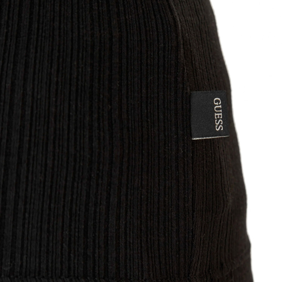 top-de-tirantes-con-logo-bordado