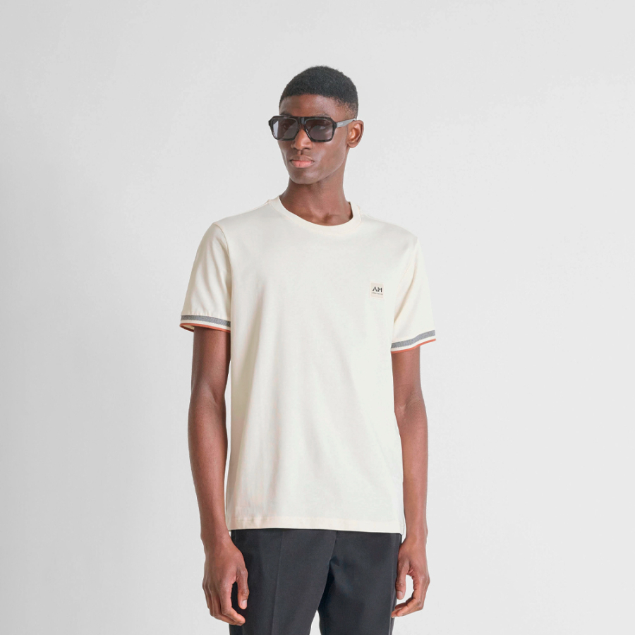 regular-fit-t-shirt-with-logo-detail-on-the-sleeve